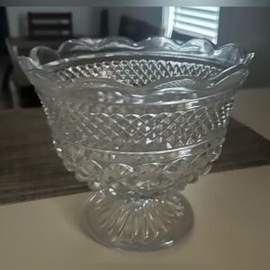 Vintage 1960's Anchor Hocking Wexford Footed Bowl